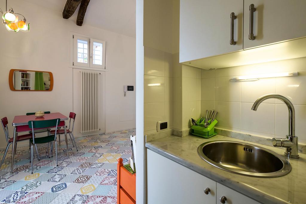 פלרמו Mad Bed & Breakfast מראה חיצוני תמונה