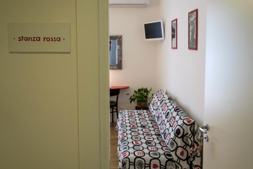 פלרמו Mad Bed & Breakfast חדר תמונה